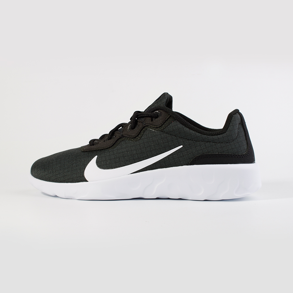 explore nike