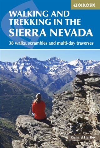 Walking and Trekking in the Sierra Nevada(Kobo/電子書)